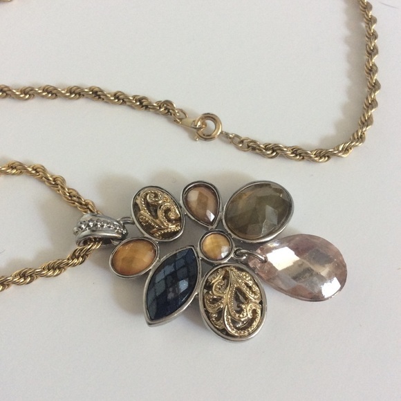 GOLD Tone Spiral Chain 24” with a Silver & Gold Pendant - Picture 3 of 14